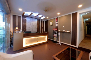 Hotel Opera Mahipalpur - Delhi Airport
